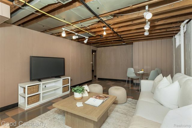 515 Potter Avenue, Royal Oak, MI 48067