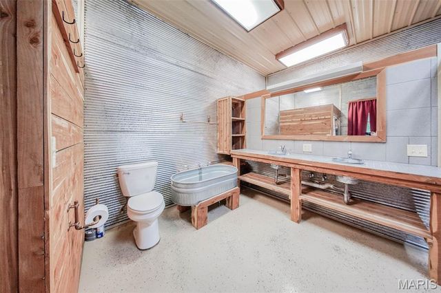 3261 Highway W, Salem, MO 65560