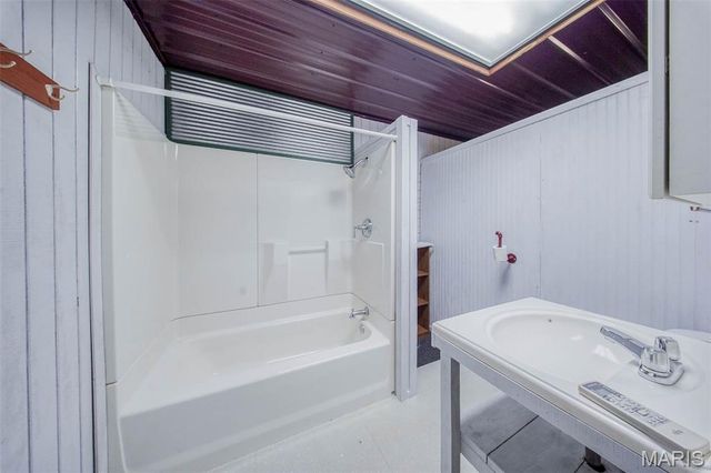 3261 Highway W, Salem, MO 65560