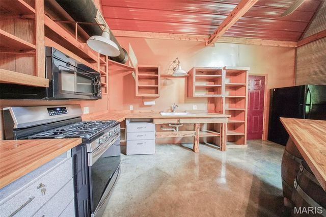 3261 Highway W, Salem, MO 65560