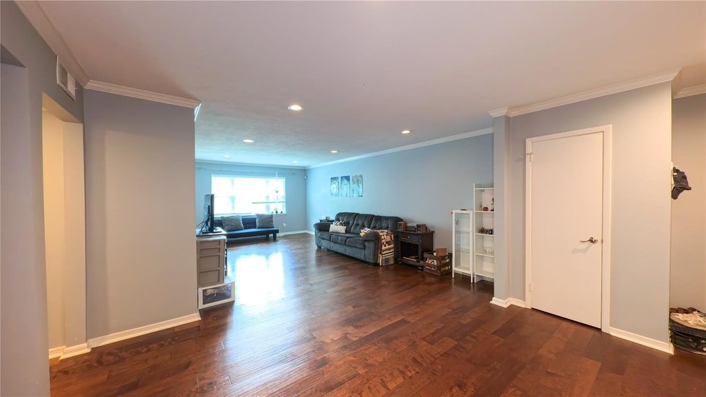 2700 Bellefontaine Street A25, Houston, TX 77025