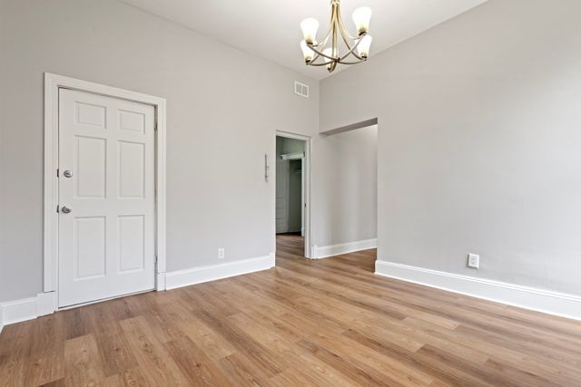 1643 S MILLARD Avenue, Chicago, IL 60623