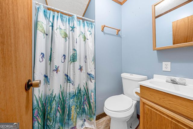 465 Water Oak Dell Drive, Lavonia, GA 30553