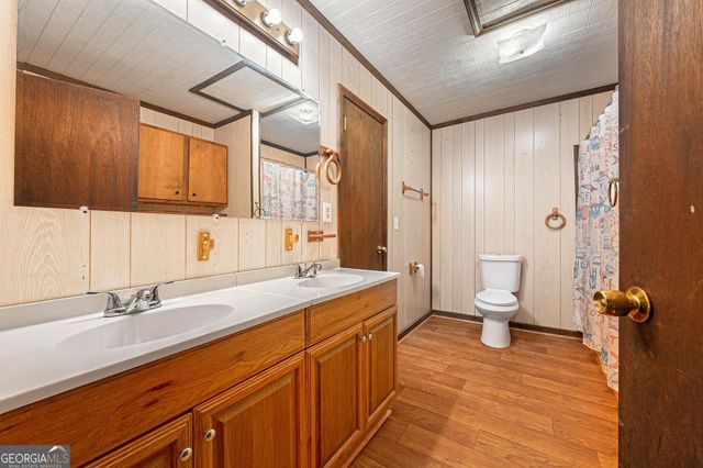 465 Water Oak Dell Drive, Lavonia, GA 30553