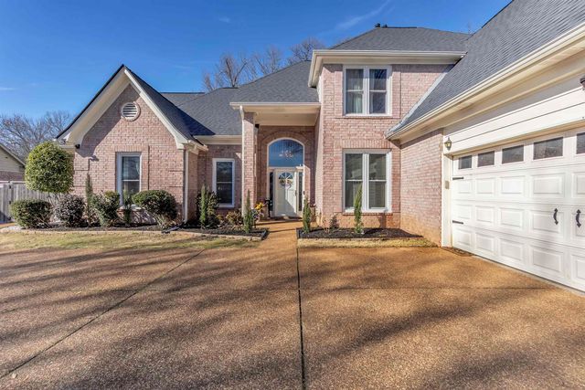 9694 LEEWARD SLOPES DR, Lakeland, TN 38002