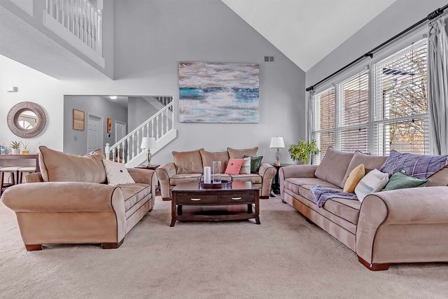 9694 LEEWARD SLOPES DR, Lakeland, TN 38002