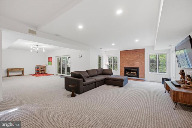 111 FAIRVIEW RD, Penn Valley, PA 19072