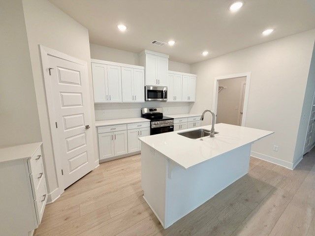 416 S Calico Avenue, Fayetteville, AR 72704