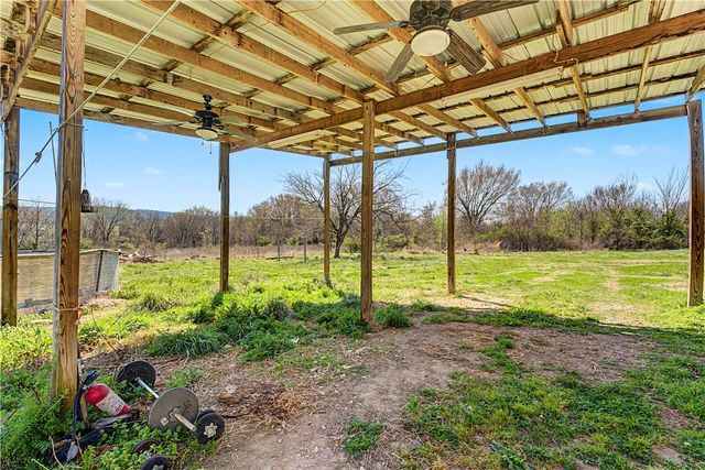 20695 Burgess Lane, Summers, AR 72769