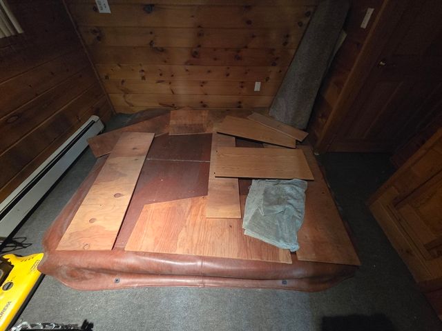 54 Slocum St, Acushnet, MA 02743