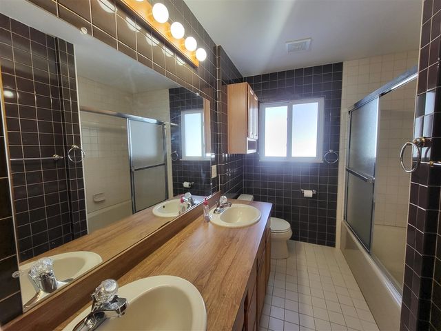 8644 Heather Court, Ypsilanti, MI 48198