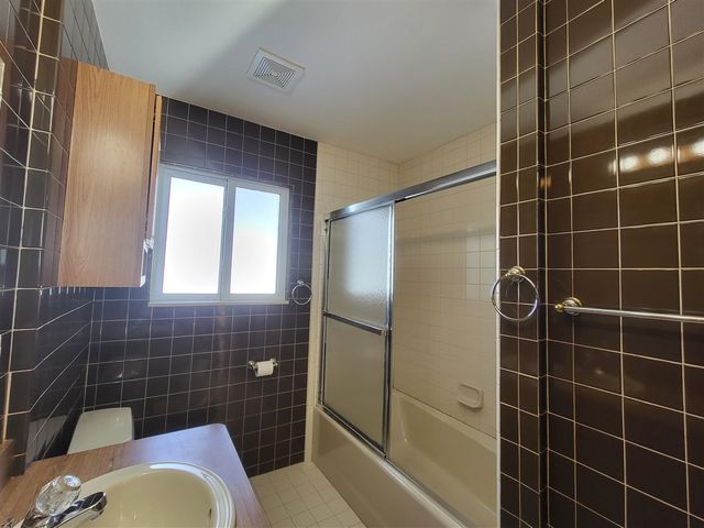 8644 Heather Court, Ypsilanti, MI 48198