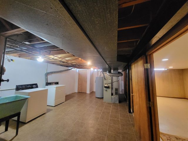 8644 Heather Court, Ypsilanti, MI 48198