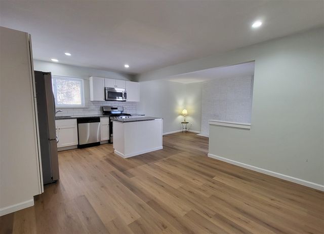 8644 Heather Court, Ypsilanti, MI 48198