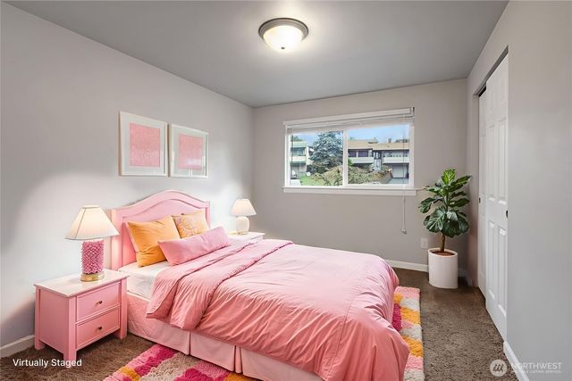 30331 9th Avenue S, Federal Way, WA 98003