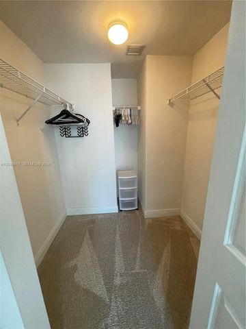 1250 S Miami Ave 1410, Miami, FL 33130