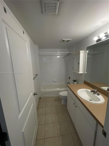 1250 S Miami Ave 1410, Miami, FL 33130