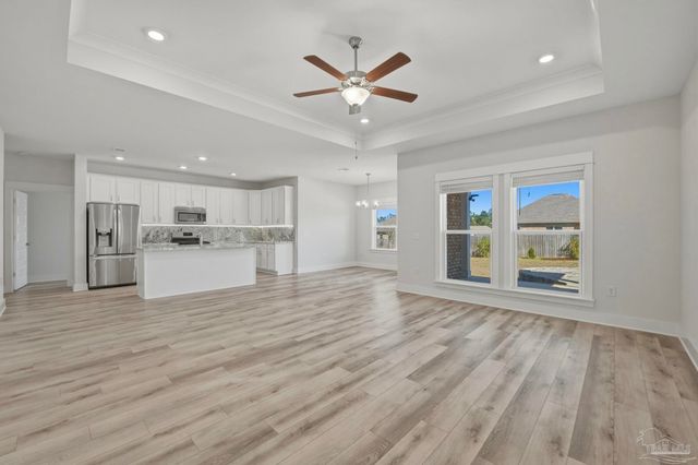 1640 Quartz Ave, Cantonment, FL 32533