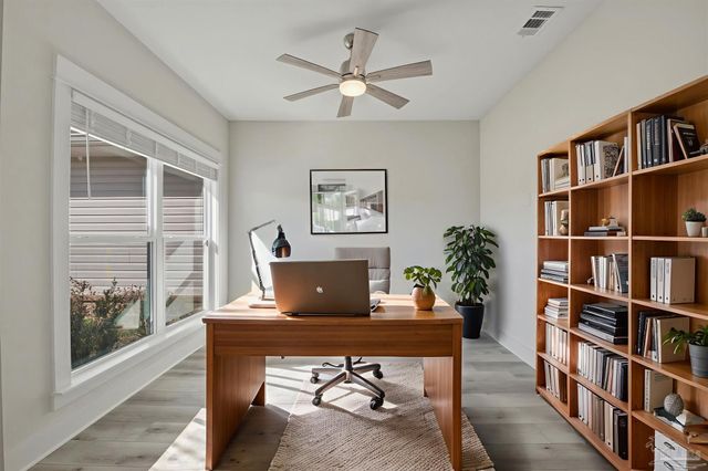 1640 Quartz Ave, Cantonment, FL 32533