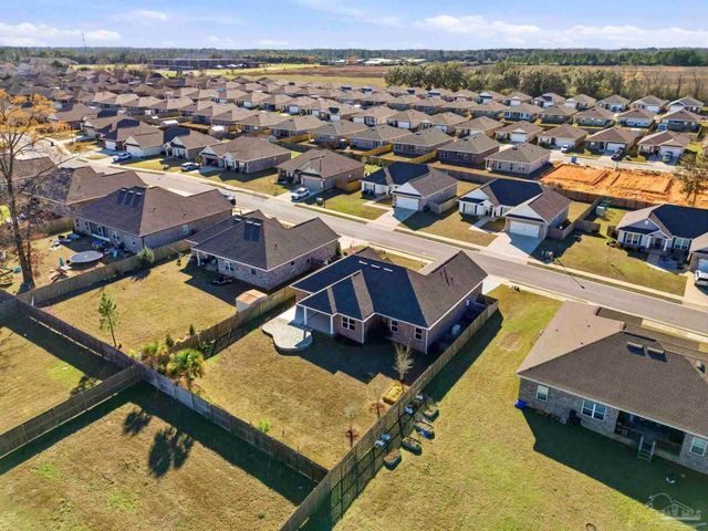 1640 Quartz Ave, Cantonment, FL 32533