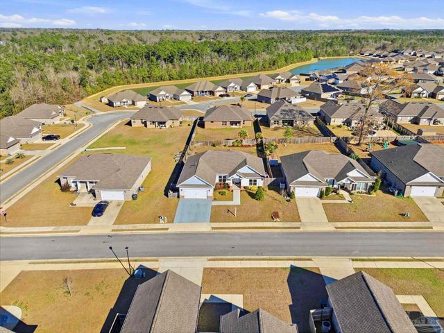 1640 Quartz Ave, Cantonment, FL 32533