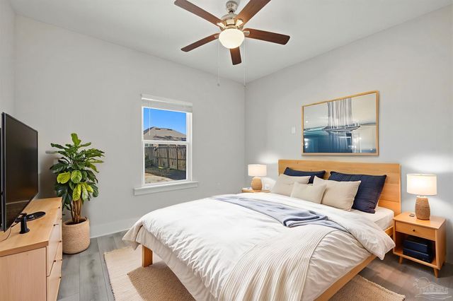 1640 Quartz Ave, Cantonment, FL 32533