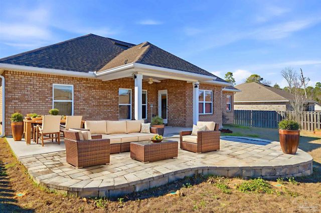 1640 Quartz Ave, Cantonment, FL 32533