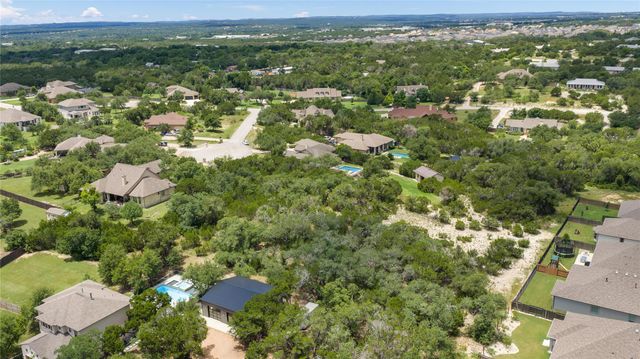 179 Shawnee TRL, Dripping Springs, TX 78620