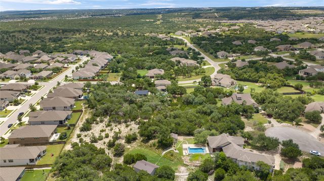 179 Shawnee TRL, Dripping Springs, TX 78620