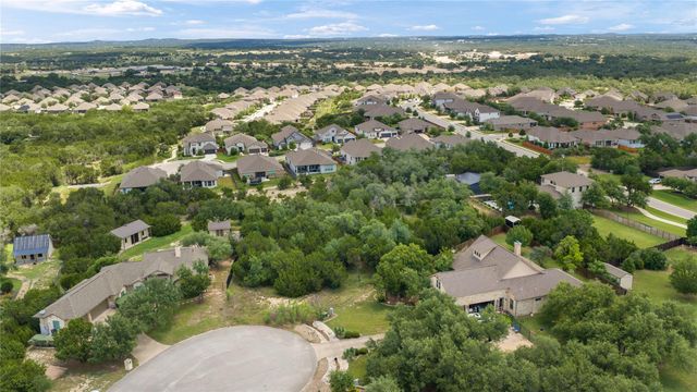 179 Shawnee TRL, Dripping Springs, TX 78620
