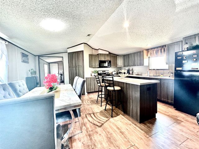 348 Road 5604, Cleveland, TX 77327