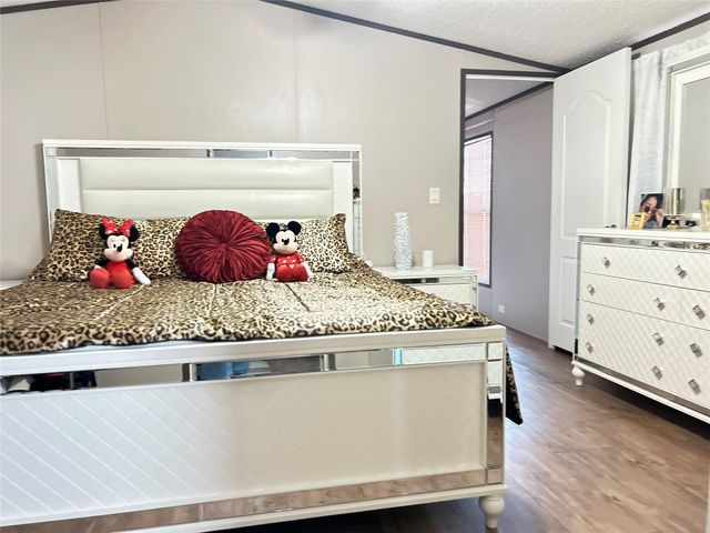 348 Road 5604, Cleveland, TX 77327