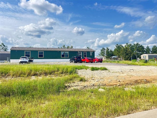 348 Road 5604, Cleveland, TX 77327