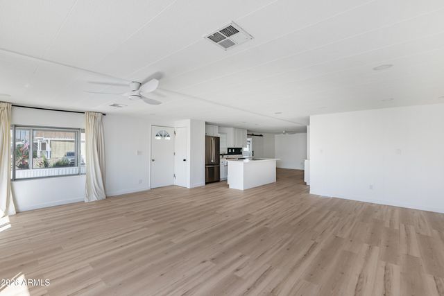 2401 W SOUTHERN Avenue 376, Tempe, AZ 85282