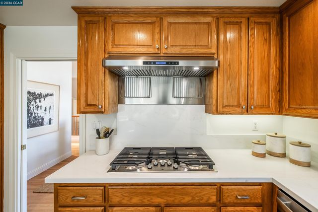 1170 Sunrise Ridge Dr, Lafayette, CA 94549