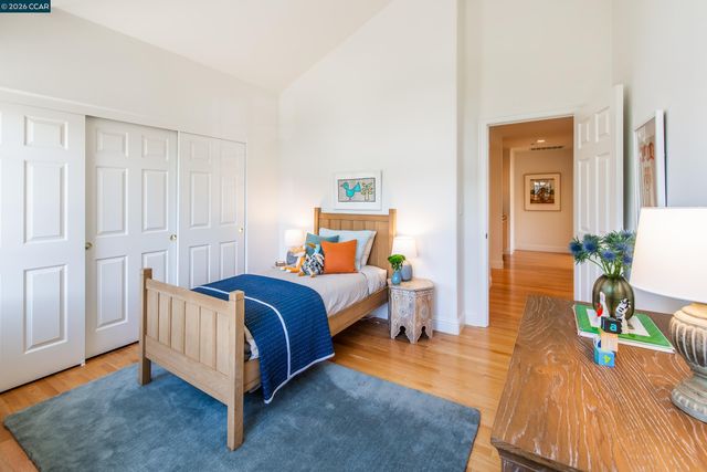 1170 Sunrise Ridge Dr, Lafayette, CA 94549