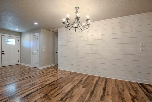 1724 Lynnwood Drive, Benton, AR 72015