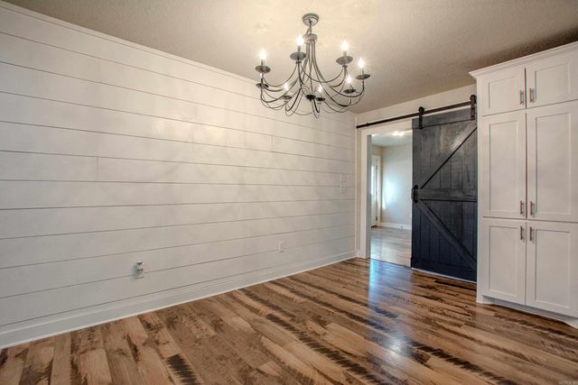 1724 Lynnwood Drive, Benton, AR 72015