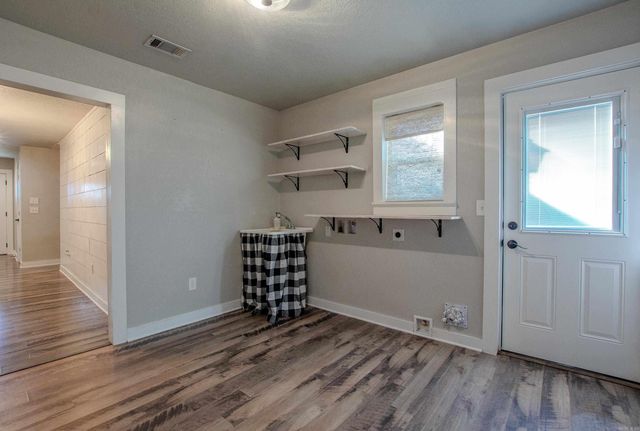 1724 Lynnwood Drive, Benton, AR 72015