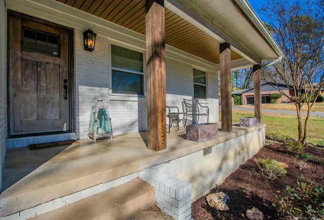 1724 Lynnwood Drive, Benton, AR 72015