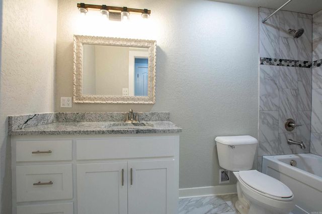 1724 Lynnwood Drive, Benton, AR 72015