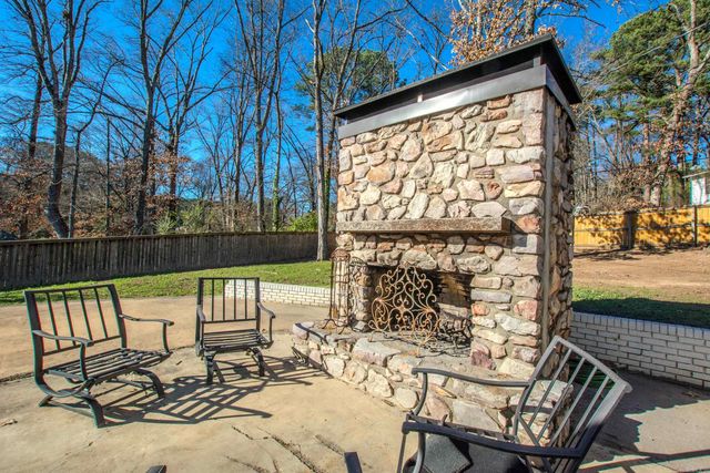 1724 Lynnwood Drive, Benton, AR 72015