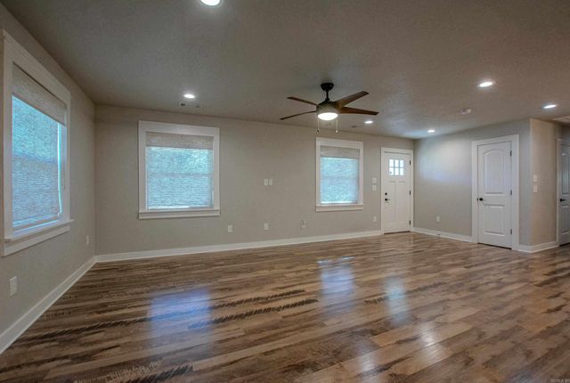 1724 Lynnwood Drive, Benton, AR 72015