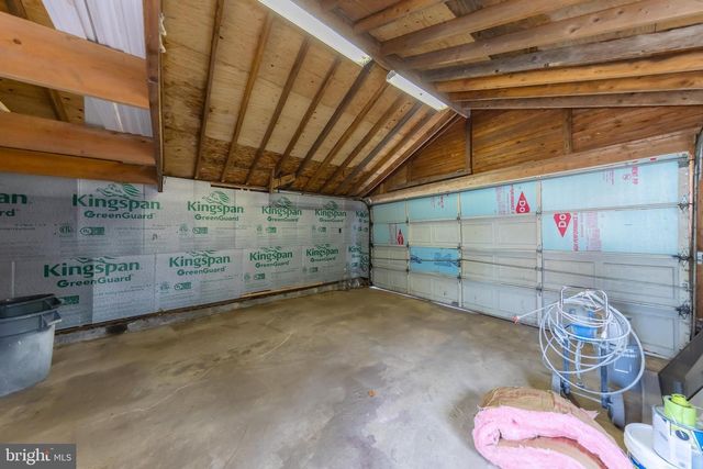 33 POINT BREEZE AVENUE, Clementon, NJ 08021