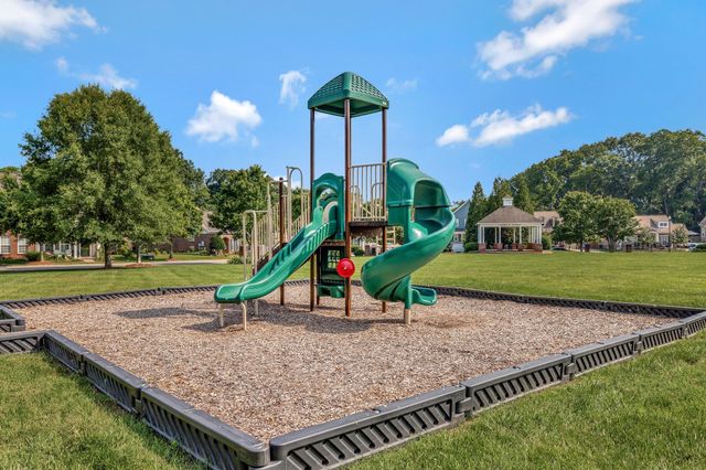 2406 Gauphin Ln, Smyrna, TN 37167