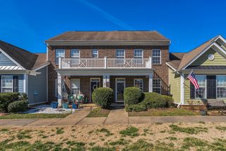 2406 Gauphin Ln, Smyrna, TN 37167
