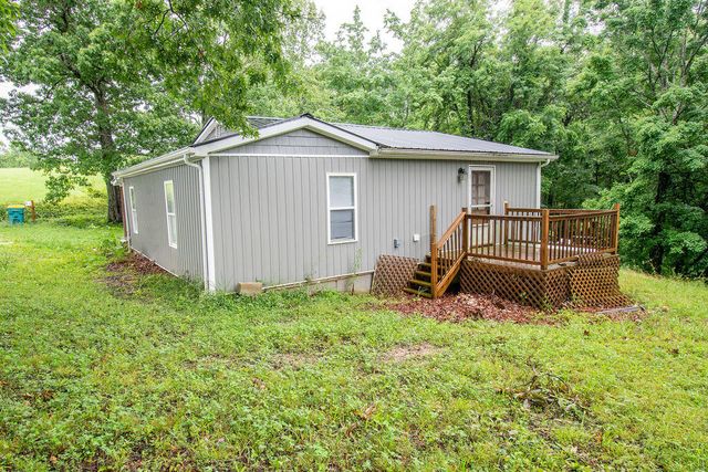 1797 E Clack Mountain Road, Clearfield, KY 40313