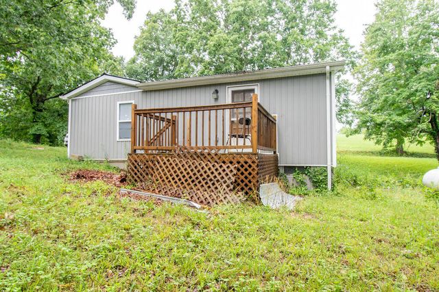 1797 E Clack Mountain Road, Clearfield, KY 40313