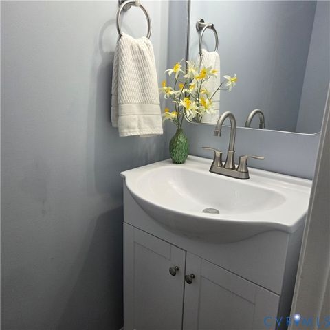 3241 Ransom Hills Rd, Chesterfield, VA 23237