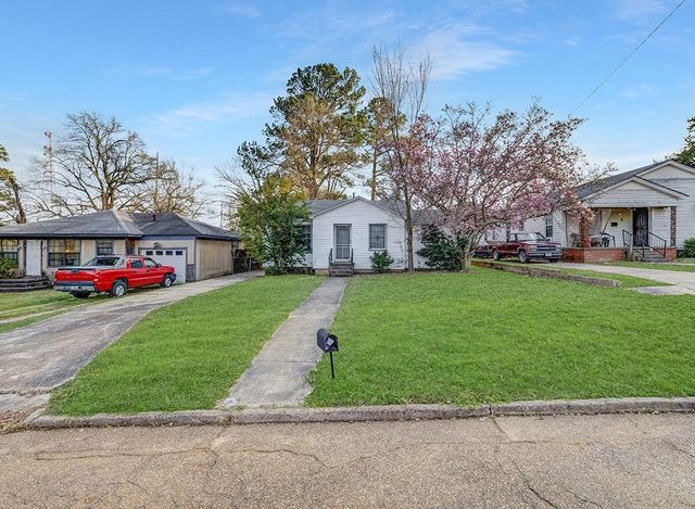 1607 W 17th Street, Texarkana, TX 75501